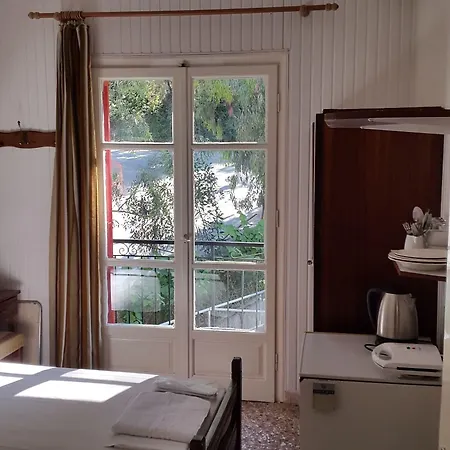 Faliraki * Benitses (Corfu)